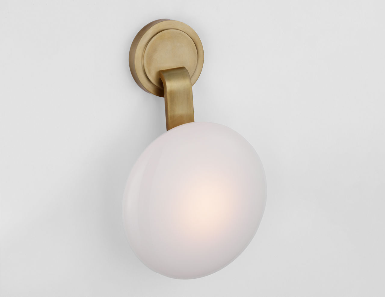 Marisol Medium Single Sconce - CD2016 | Visual Comfort