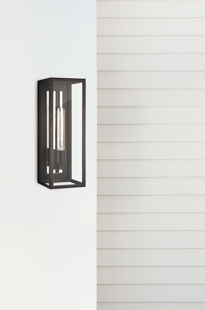 Fresno Large 3/4 Wall Lantern - CHO2932 | Visual Comfort