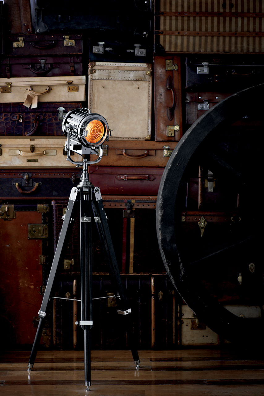 Montauk Search Light Floor Lamp - RL11180 | Visual Comfort