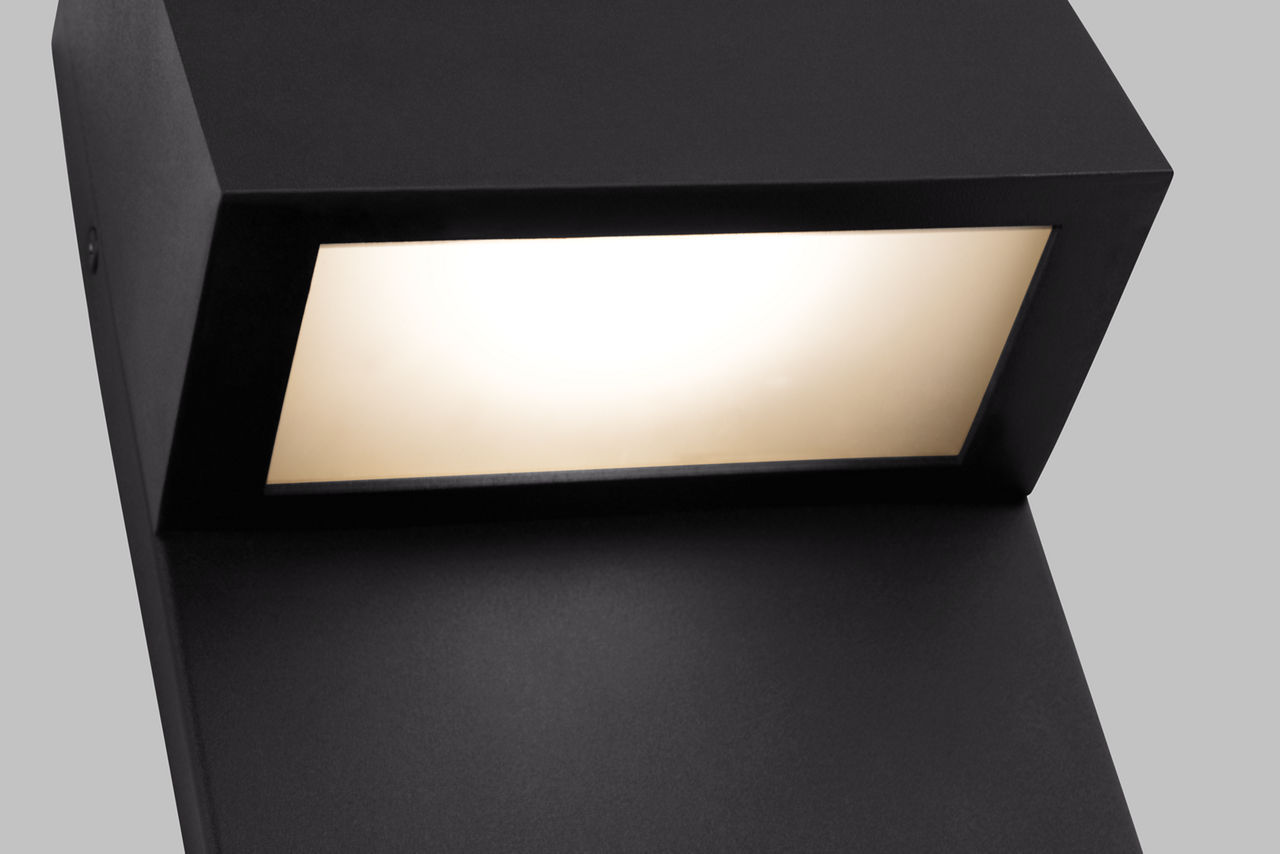 Rocha Medium Wall Lantern - 8663393S | Visual Comfort