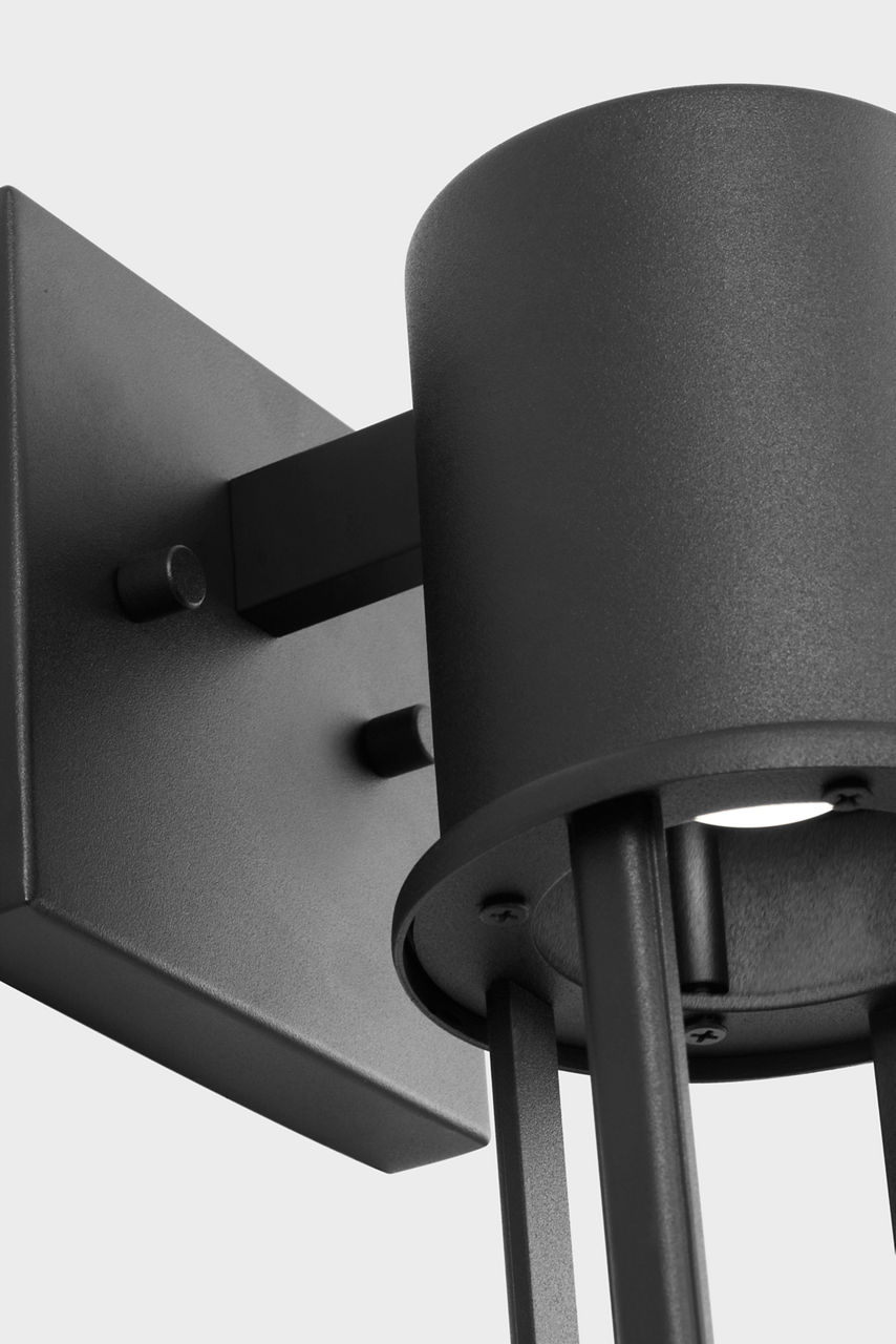 Union Medium Wall Lantern - 8645893S | Visual Comfort