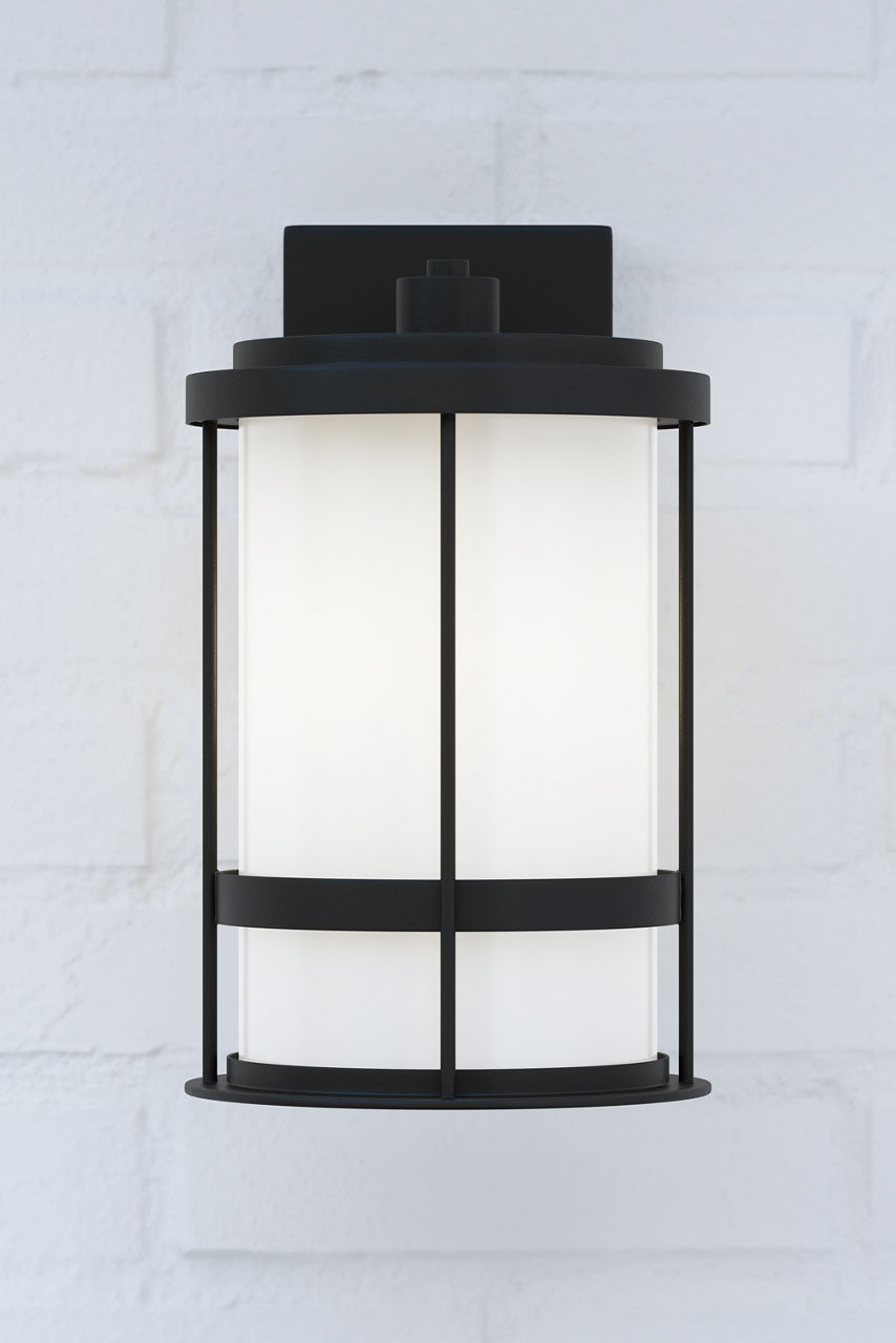 Wilburn Medium Wall Lantern - 8690901 | Visual Comfort