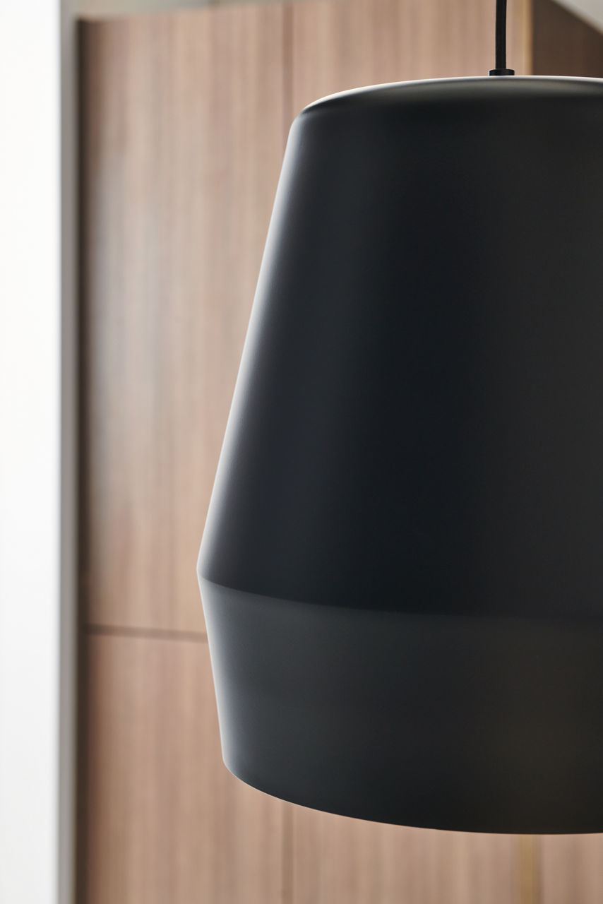 Allea Pendant Black/gold 3000K 90 CRI a19 led 90 cri 2700k 120v