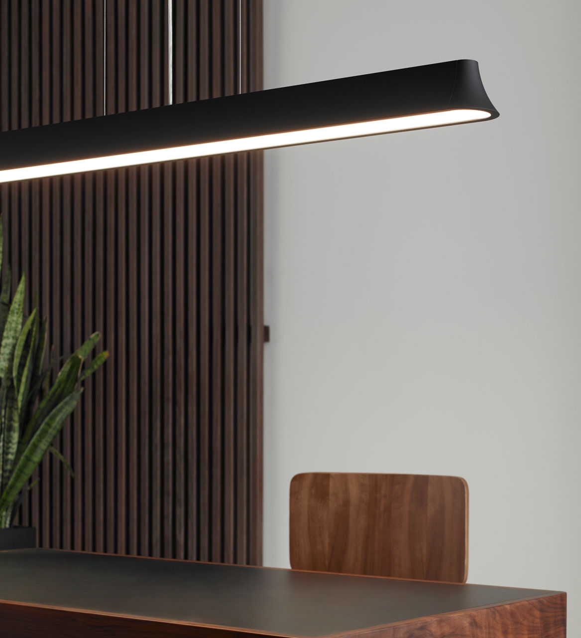 Linne Zhane 49 Linear Suspension - 700LSZHN49 | Visual Comfort