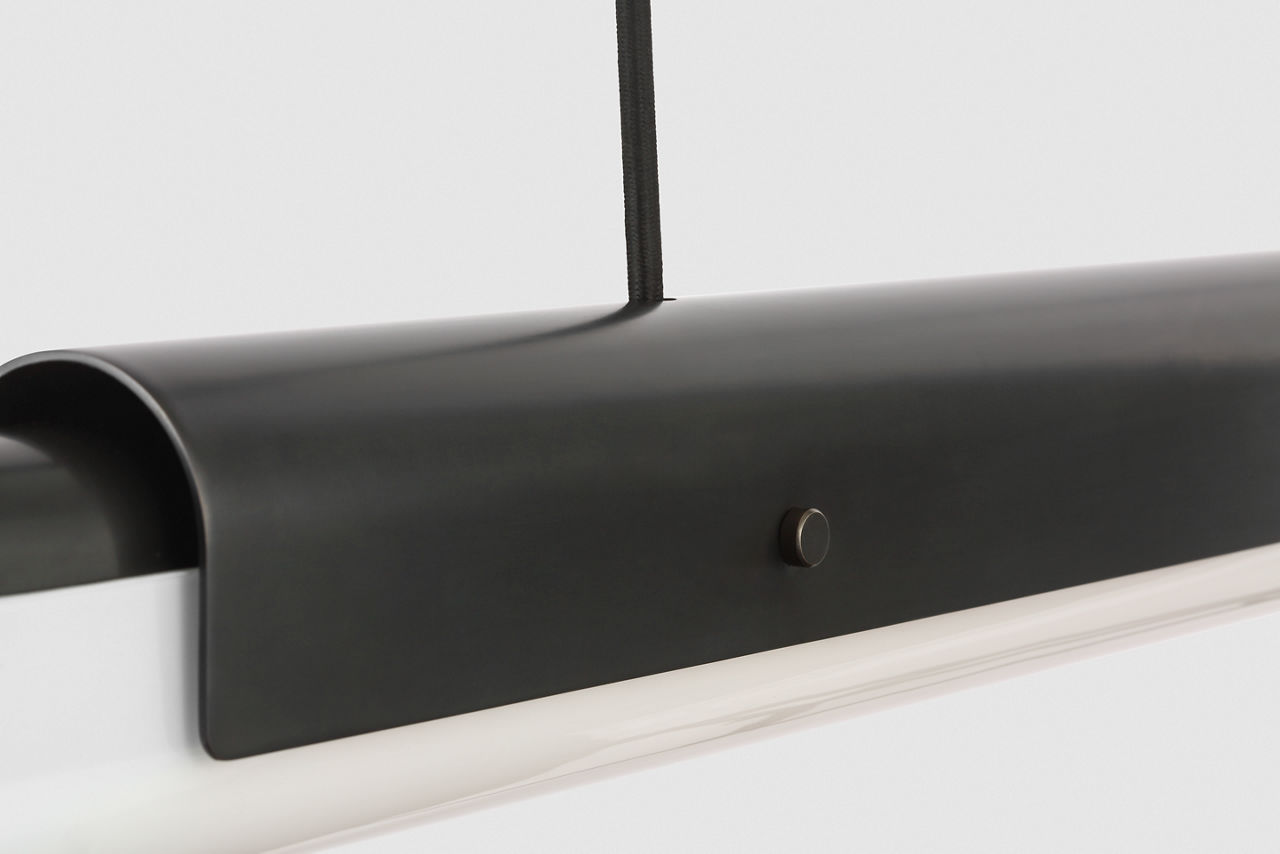 国内盤帯付 Lapalux - Lustmore Ambrose 54 Linear Chandelier - AKLS676 | Visual Comfort