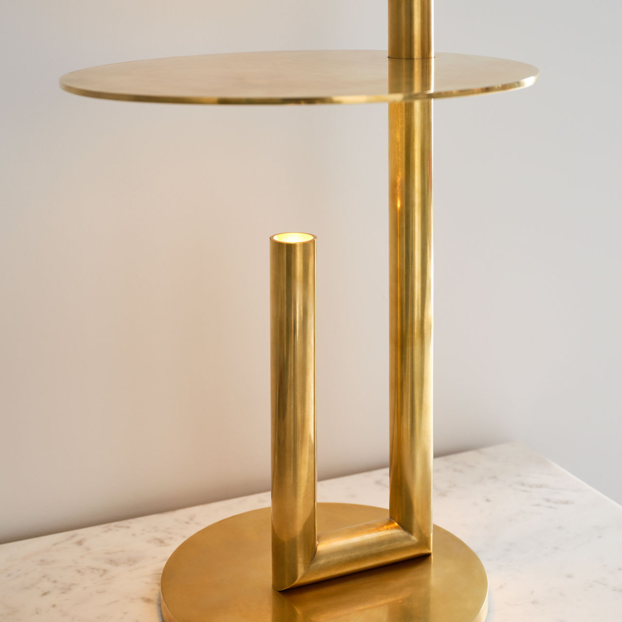 Fielle Medium Table Lamp - KWTB220 | Visual Comfort