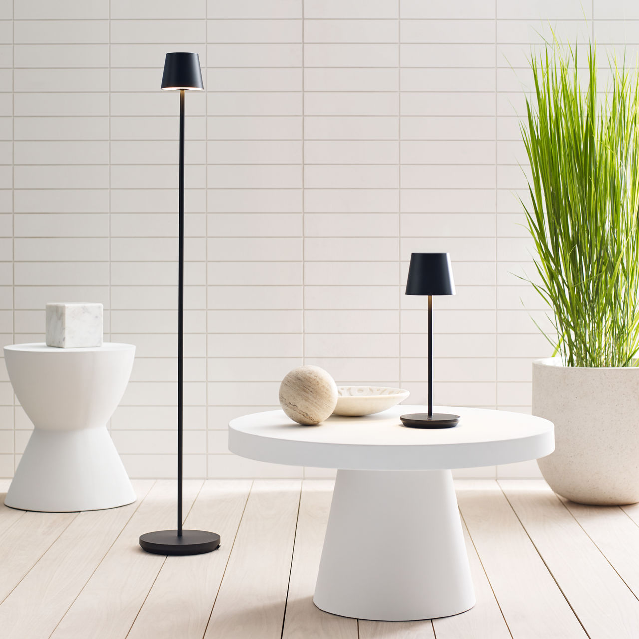 Nevis Medium Rechargeable Floor Lamp - SLFL535 | Visual Comfort