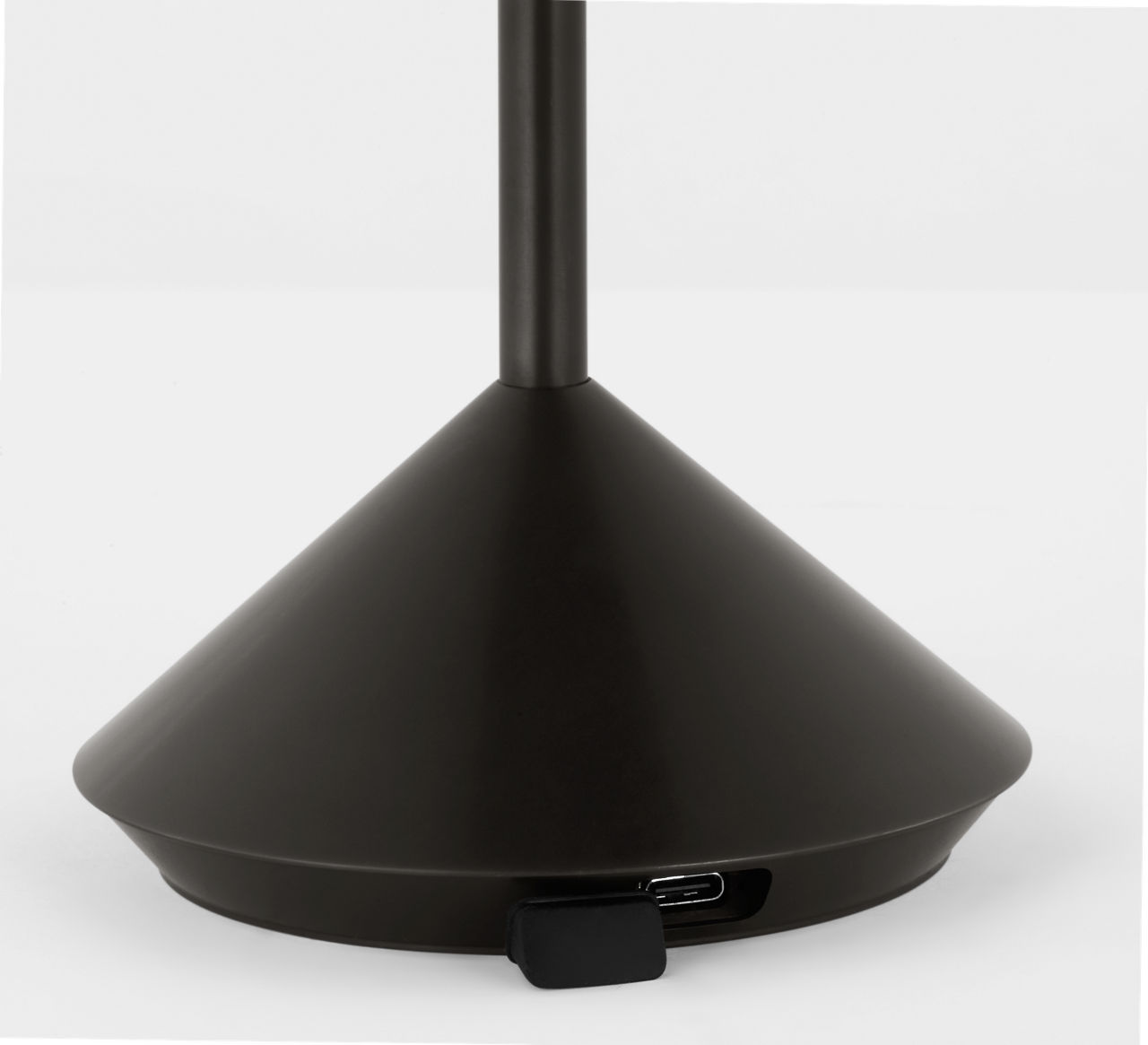 Moneta Accent Rechargeable Table Lamp - SLTB271 | Visual Comfort