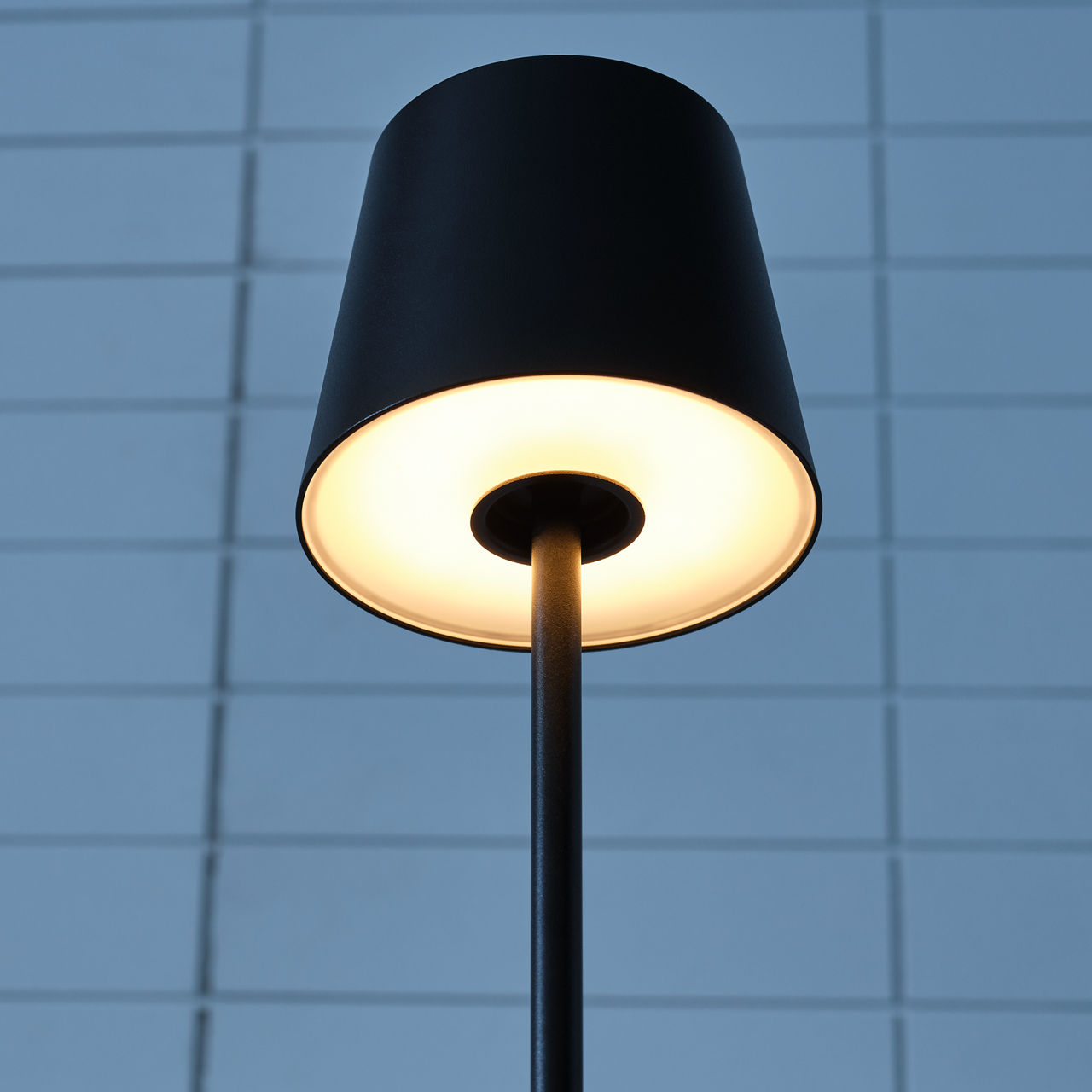 Nevis Short Accent Rechargeable Table Lamp - SLTB531 | Visual Comfort