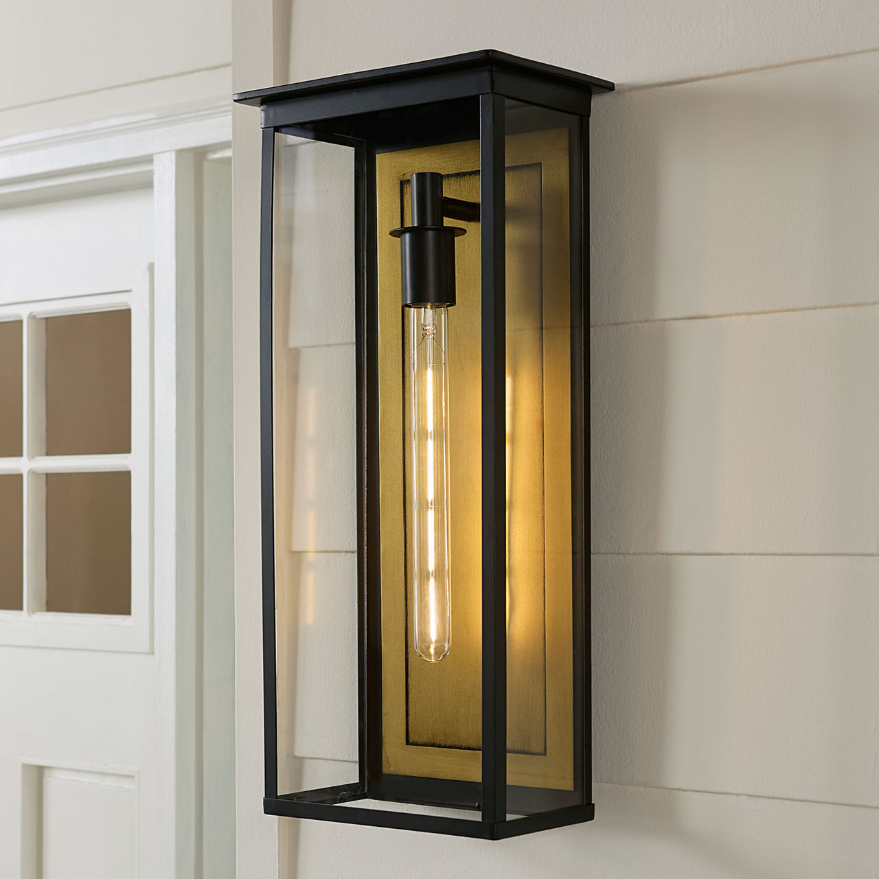 Freeport Extra Large Wall Lantern - CO1131 | Visual Comfort