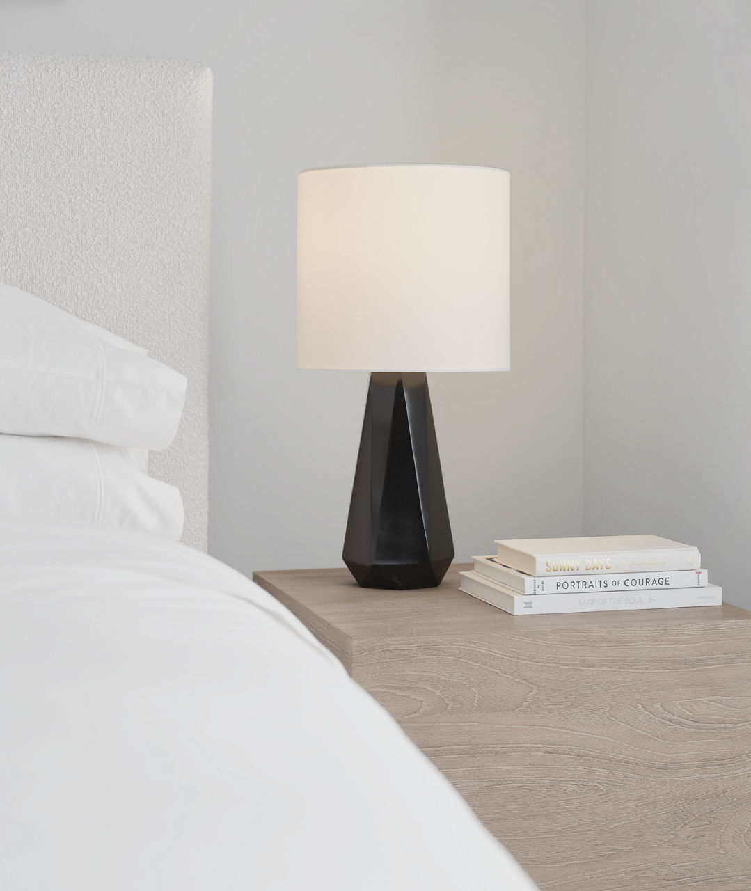 Moresby Medium Table Lamp - DJT1071 | Visual Comfort