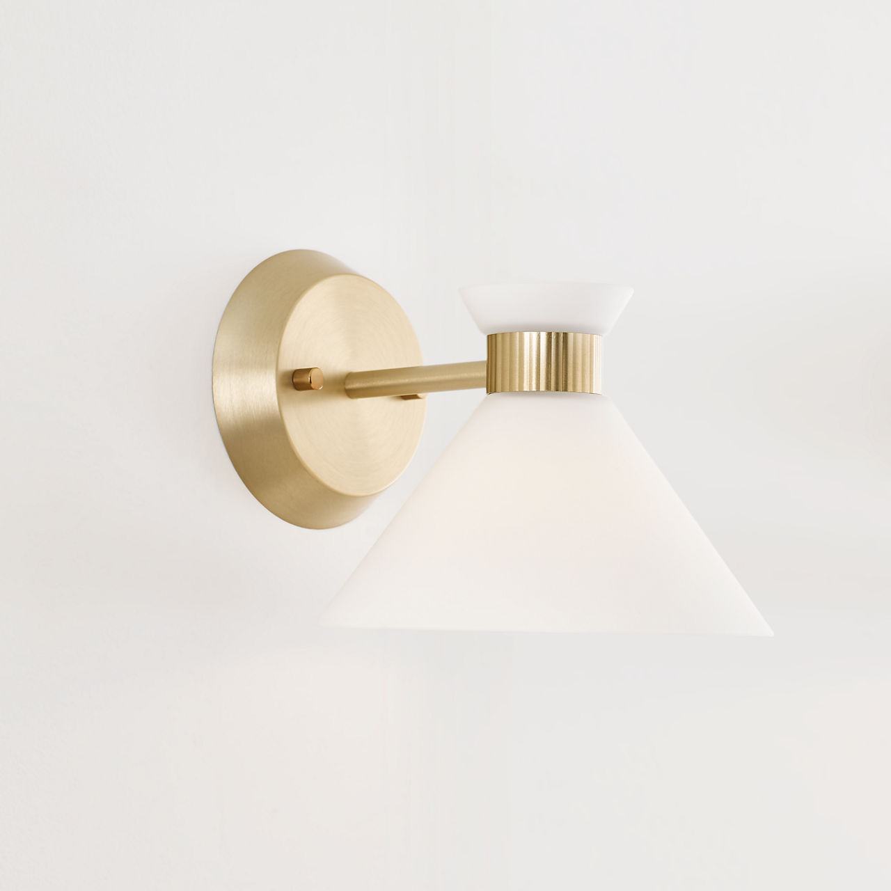 Belcarra 1-Light Bath Sconce - DJV1011 | Visual Comfort