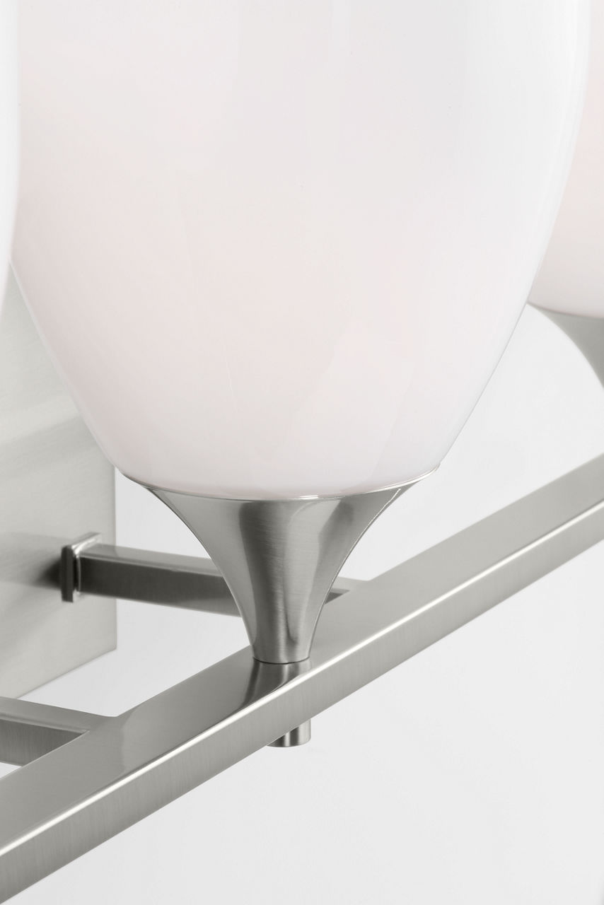 Visual Comfort Toffino Bath Sconce - Thumbnail 5