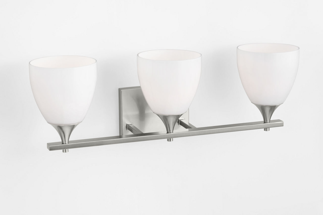 Visual Comfort Toffino Bath Sconce - Thumbnail 2