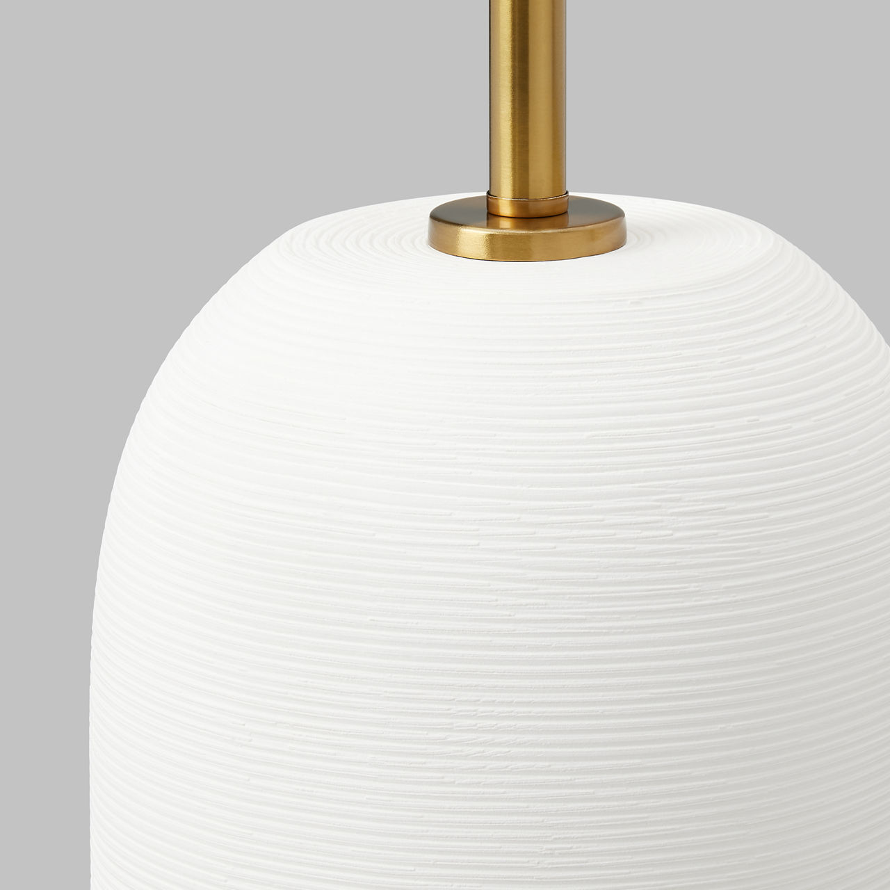 BASIC MADAME-T SMALL 白 Fanny Slim Table Lamp - HT1061 | Visual Comfort