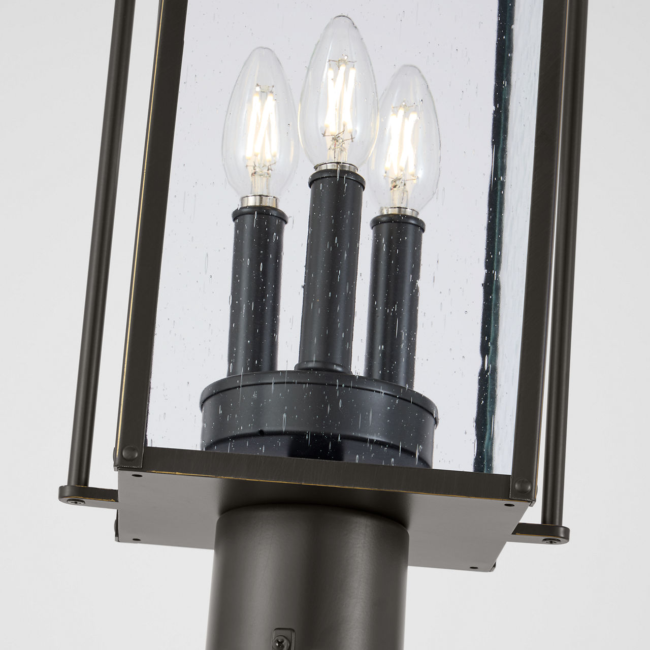 Visual Comfort Wellsworth Post Lantern - Thumbnail 4