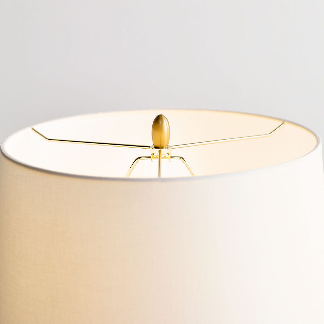 Selena Medium Table Lamp - TT1261 | Visual Comfort
