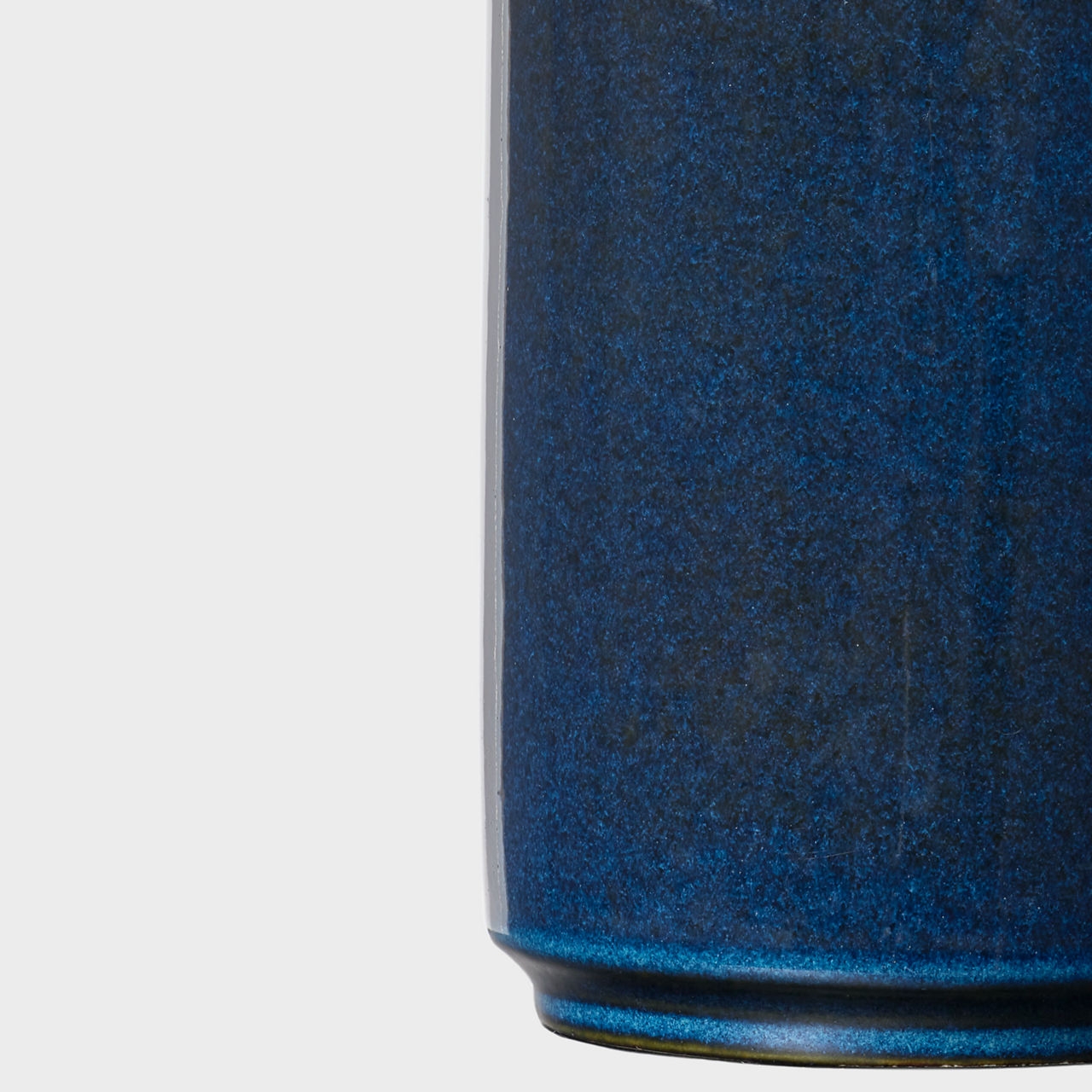 【mari】ラトータリテ　ライトグログラン　ブルゾン ネイビー Cato Medium Table Lamp - TT1281 | Visual Comfort