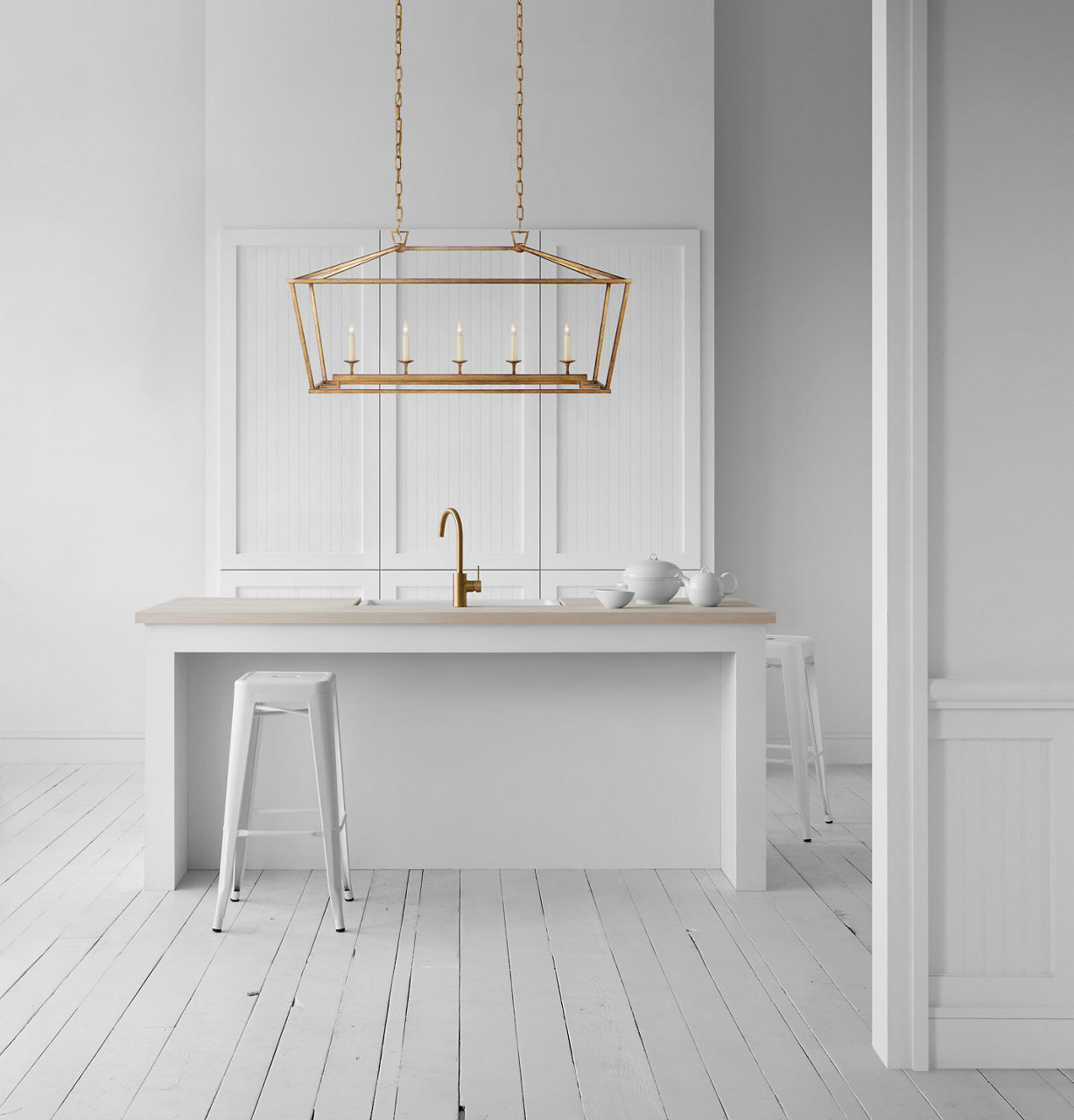 Darlana Medium Linear Lantern - CHC2156 | Visual Comfort