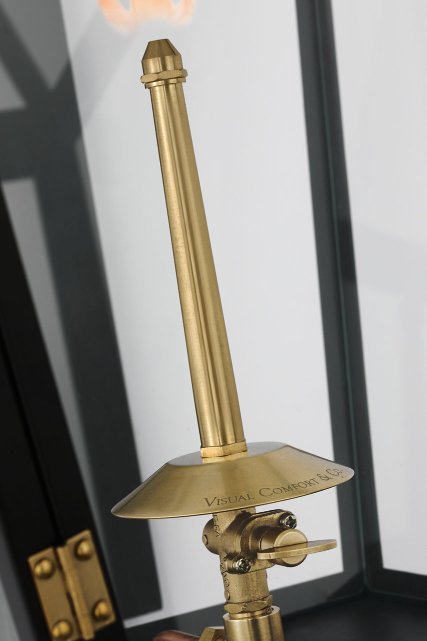 Stratford Large Bracketed Gas Wall Lantern - CHO2456 | Visual Comfort
