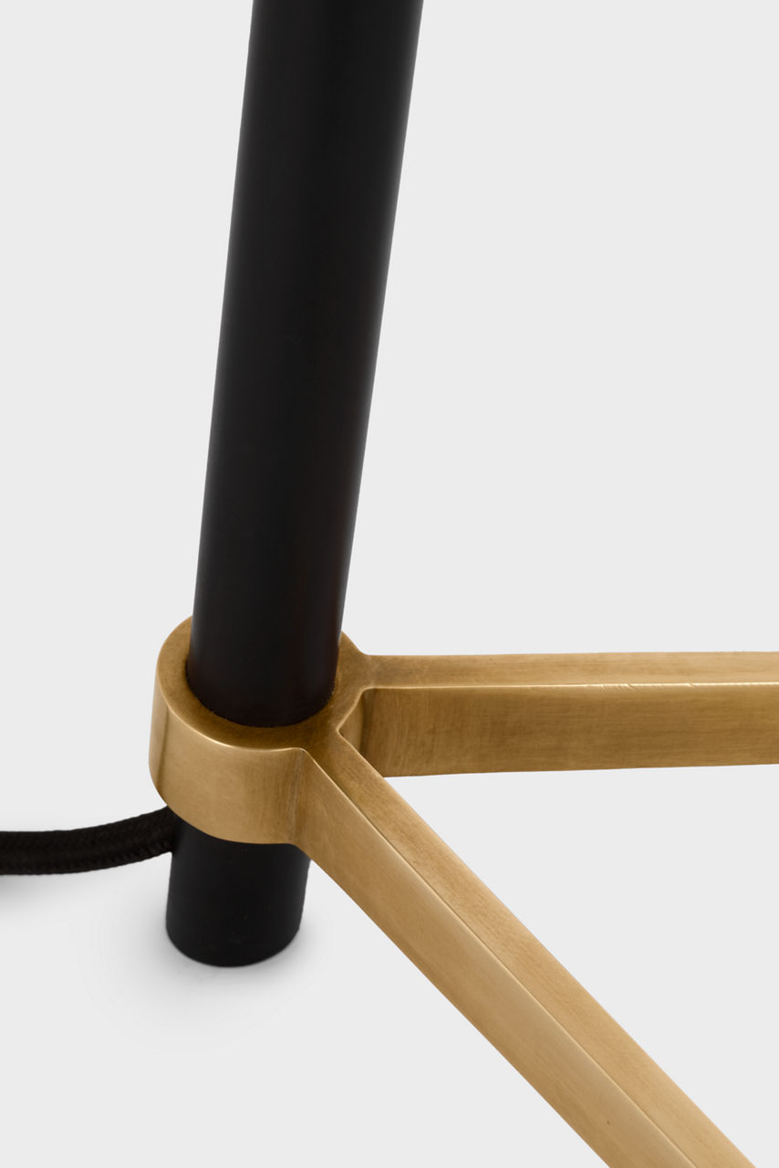 Mistral Medium Ring Lamp - alternate view