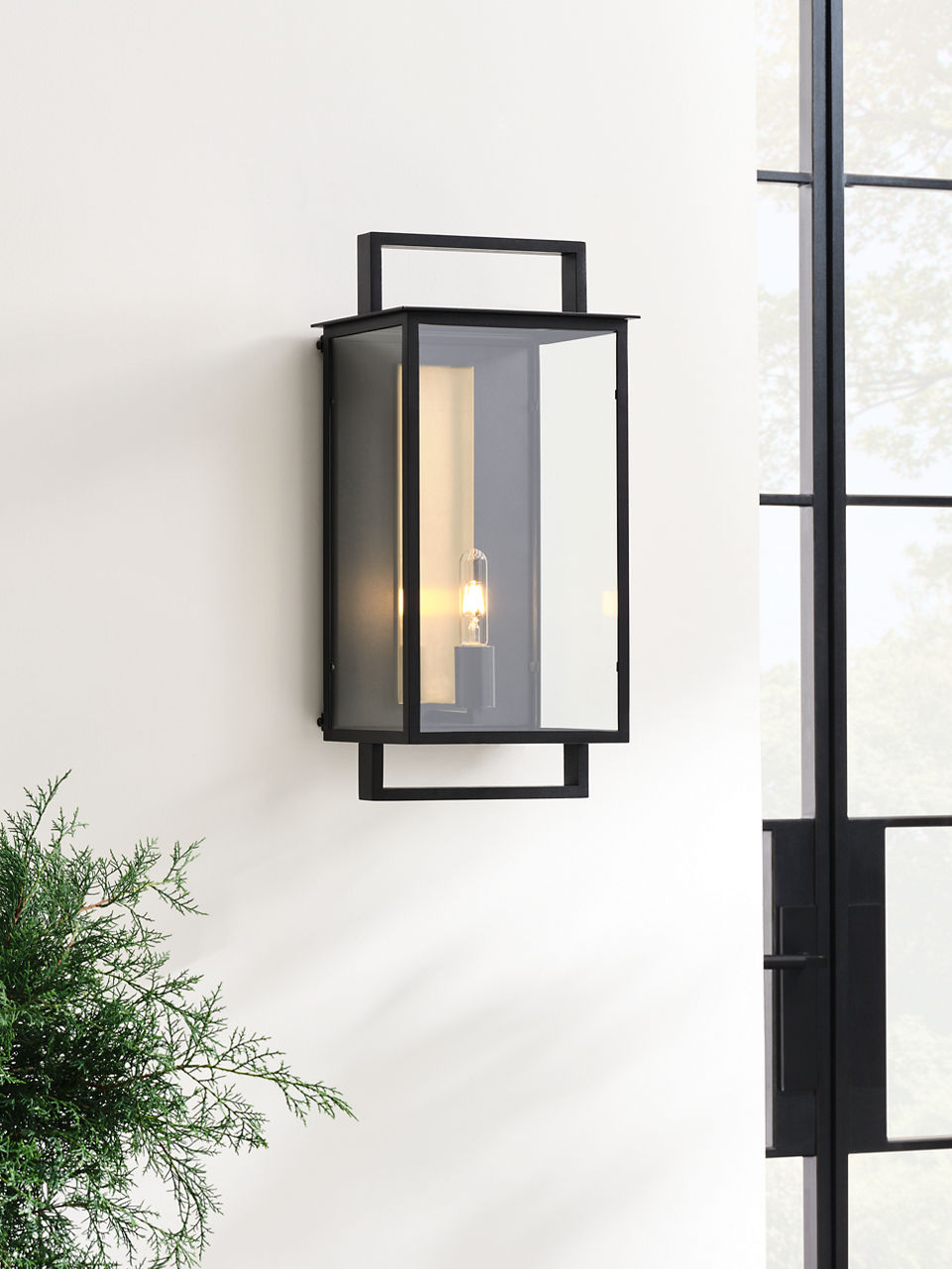 Halle Large Wall Lantern - S2192 | Visual Comfort
