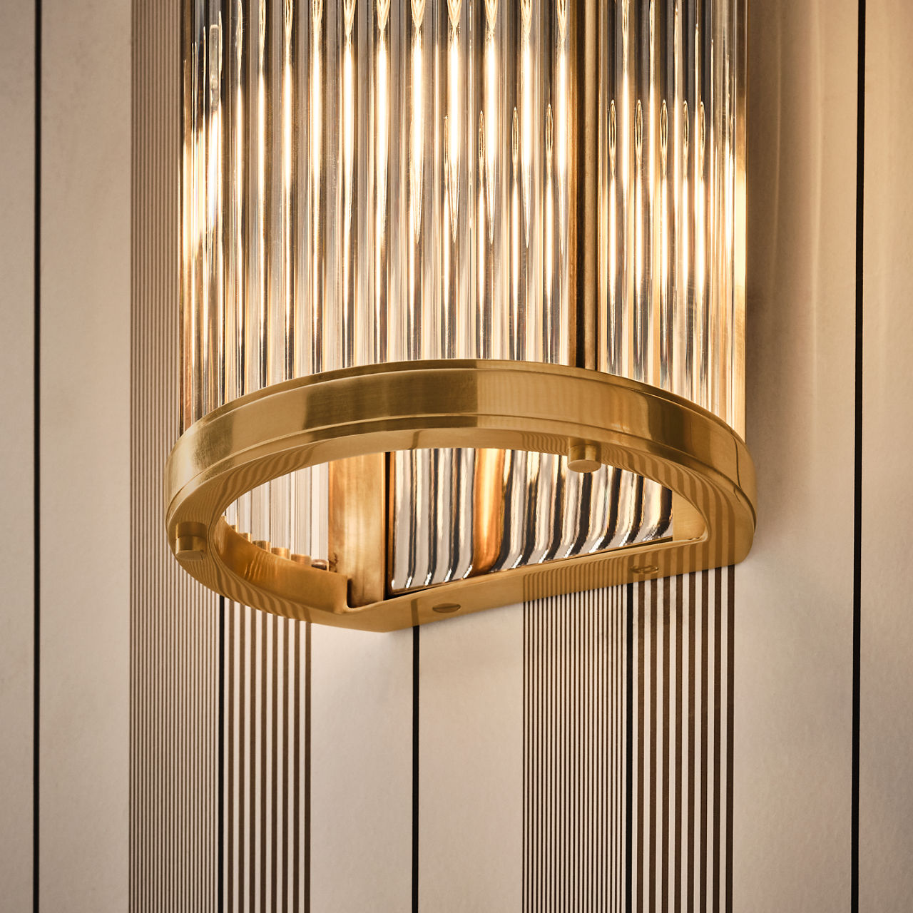 Allen Medium Linear Sconce - RL2085 | Visual Comfort