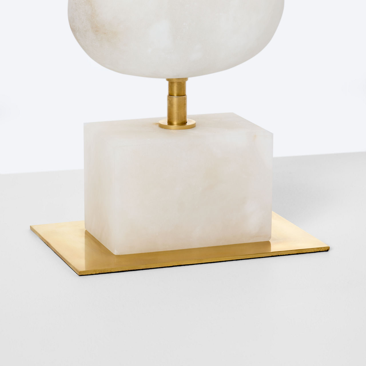 Dani Medium Table Lamp - TOB3980 | Visual Comfort